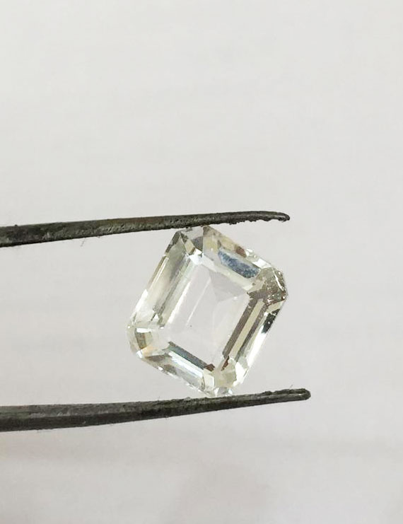 4.22 Ratti (3.80 ct) Natural Certified White Topaz